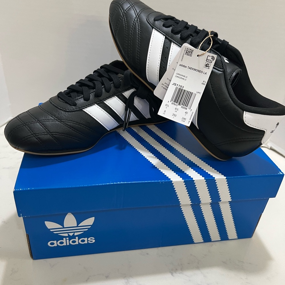 adidas Women's Black Sneakers with White Stripes - Picture 5 of 13